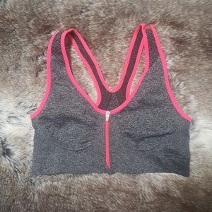 Sports bra
